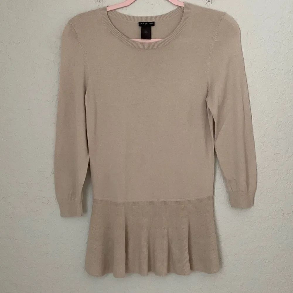 Ann Taylor Cotton Blend Cream Women’s Sweater Size S